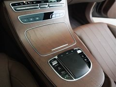 Mercedes-Benz E 300 L Luxury Version - ფოტო 18