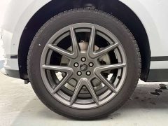 Land Rover Dynamic HSE - ფოტო 13