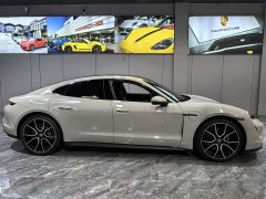 Porsche Taycan - ფოტო 3