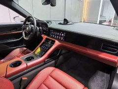 Porsche Taycan - ფოტო 9