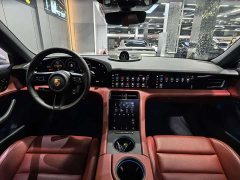 Porsche Taycan - ფოტო 8