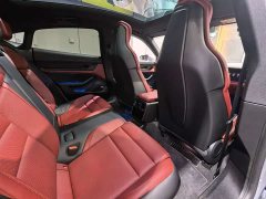 Porsche Taycan - ფოტო 9