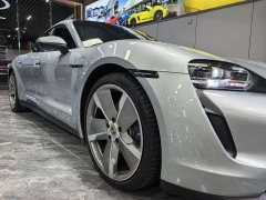 Porsche Taycan - ფოტო 6