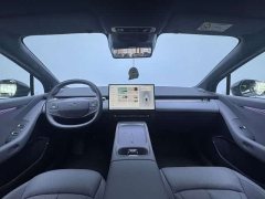 Xpeng P7 EV 725 Max Flagship Edition - ფოტო 11