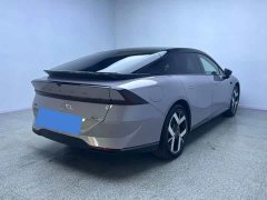 Xpeng P7 EV 725 Max Flagship Edition - ფოტო 6