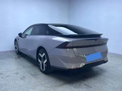 Xpeng P7 EV 725 Max Flagship Edition - ფოტო 8