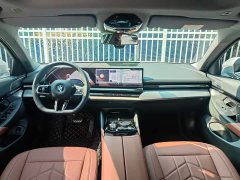 BMW 5 Series 2024 525Li M Sports Package - ფოტო 18
