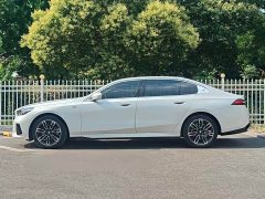 BMW 5 Series 2024 525Li M Sports Package - ფოტო 3