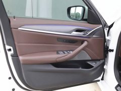 BMW 5 530Li Version M - ფოტო 10