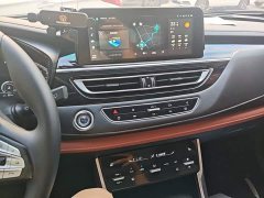 Changan CS75 Edition 1.5T DCTPremium Version - ფოტო 13