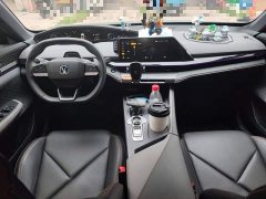 Changan UNI-V 1.5T Premium Version - ფოტო 6