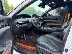 Changan UNI-V 1.5T Edition - ფოტო 4