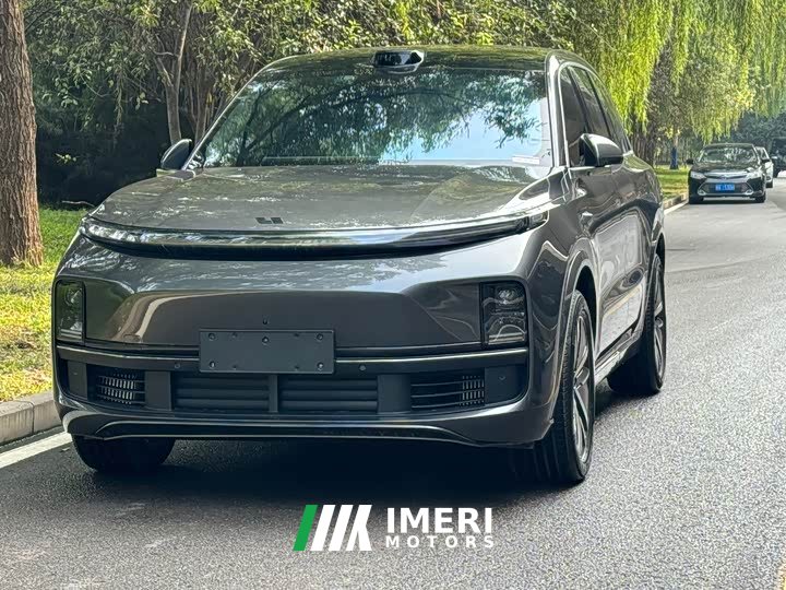 Li Auto L8 Max - ავტომობილი ჩინეთიდან