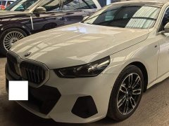 BMW 5 530Li Version M - ფოტო 9