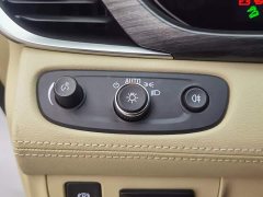Buick GL8 ES Deluxe Version - ფოტო 11