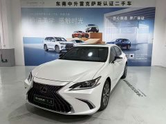 Lexus ES 200 Edition - ფოტო 1