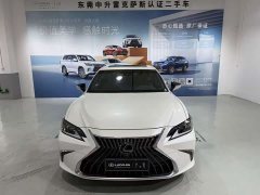 Lexus ES 200 Edition - ფოტო 2