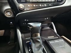 Lexus ES 200 Edition - ფოტო 7