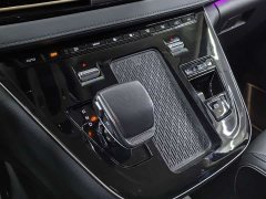 FAW HQ9 PHEV 2.0T AWDLuxury Edition - ფოტო 14