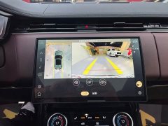 Land Rover 400PS Dynamic SE - ფოტო 8