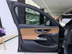 Mercedes-Benz E 300 L Fashion Version - photo 8