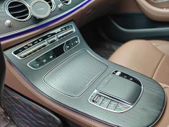 Mercedes-Benz E 300 L Luxury Version - ფოტო 11