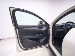 BYD 06 DM-i Smart Drive Edition 80KMLuxury Version - ფოტო 12