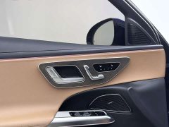 Mercedes-Benz E 300 L Fashion Version - photo 12