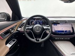 Mercedes-Benz E 300 L Fashion Version - photo 8