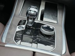 BMW X5 xDrive 30Li Deluxe VersionM - ფოტო 12