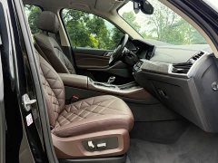 BMW X5 xDrive 30Li Deluxe VersionM - ფოტო 18