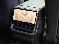 Tesla Model Y L Long Range Edition - ფოტო 12