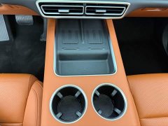 Li Auto L6 Pro - ფოტო 13