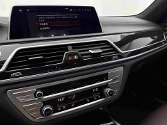 BMW 7 730Li M - ფოტო 14