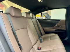 Lexus ES 260 Edition - ფოტო 11