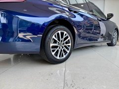 Lexus ES 260 Edition - ფოტო 20