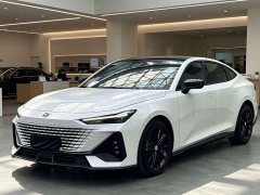 Changan UNI-V 1.5T Premium Version - ფოტო 1
