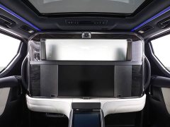 Lexus LM 300h Edition - ფოტო 17