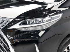 Lexus LM 300h Edition - ფოტო 4