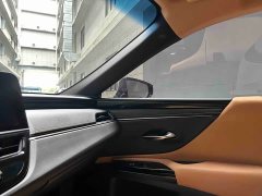 Lexus ES 200 Edition - ფოტო 15