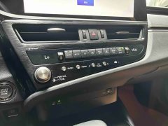 Lexus ES 200 Edition - ფოტო 18