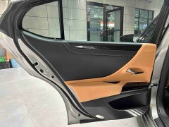 Lexus ES 200 Edition - ფოტო 5