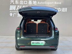 Li Auto L8 Pro - ფოტო 14