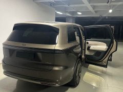 Li Auto L9 Livis - ფოტო 6