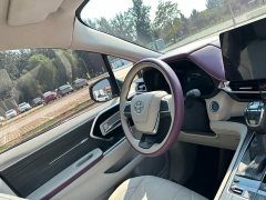 Li Auto Business 2.5LPHEV Edition - ფოტო 19