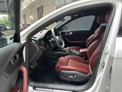Audi A4L 40 TFSI Luxury Version - ფოტო 12
