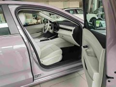 Volkswagen Pro 300TSI Edition - ფოტო 5