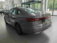 Volkswagen Pro 300TSI Edition - ფოტო 9