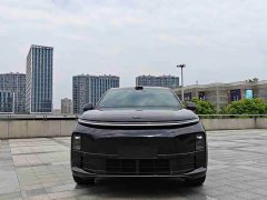 Li Auto L6 Max Edition - ფოტო 1
