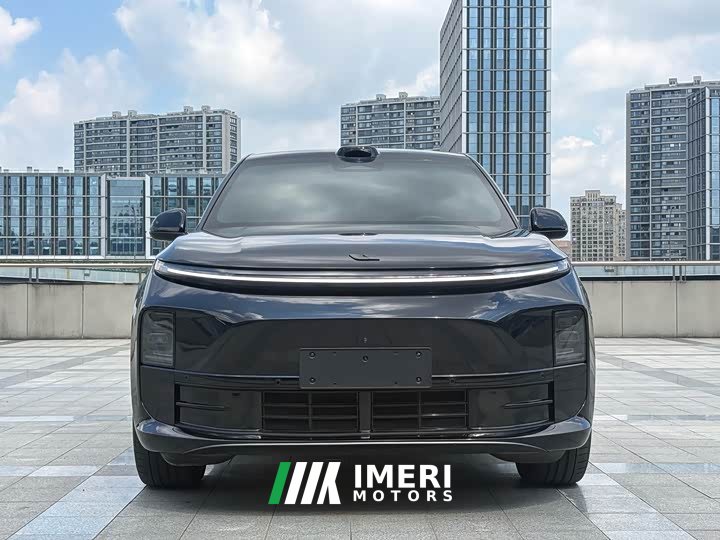 Li Auto L6 Max - ავტომობილი ჩინეთიდან